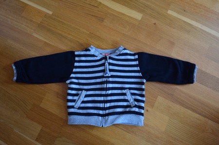 Sweat zippé gris et noir Okaidi - 23 mois